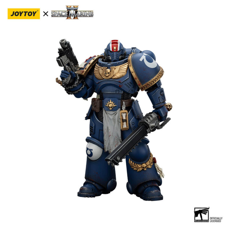 Ultramarines Lieutenant Titus-Collectors Edition Action Figure Front View